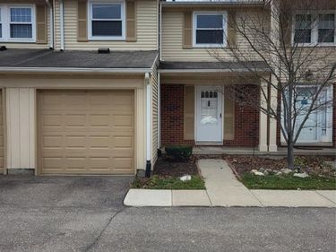 1504 Brentwood Drive, Troy, MI 48098