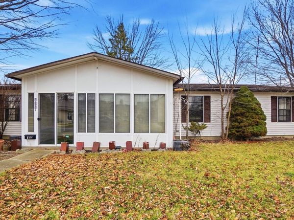 129 S Van Scoyoc Street, Avilla, IN 46710