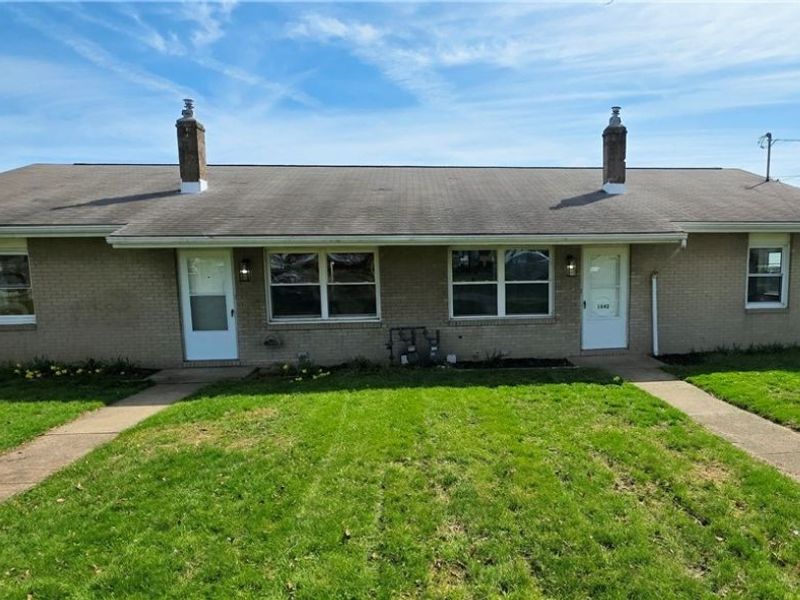 1640-1642 Cedarcrest Avenue SW, Massillon, OH 44646 Photo 2