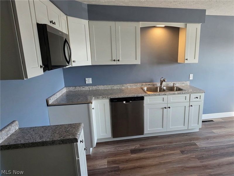 1640-1642 Cedarcrest Avenue SW, Massillon, OH 44646 Photo 22