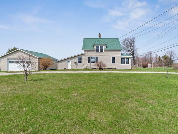 247 US Route 2, Grand Isle, VT 05458