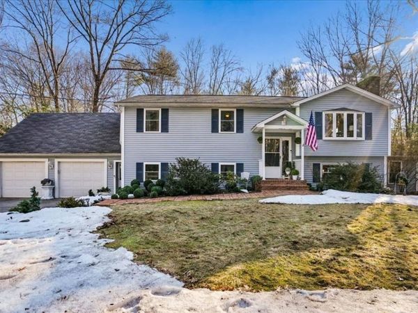 6 Maple Drive, Bedford, NH 03110