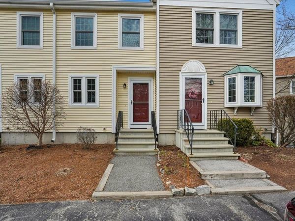 417 Fox Hollow Way, Manchester, NH 03104