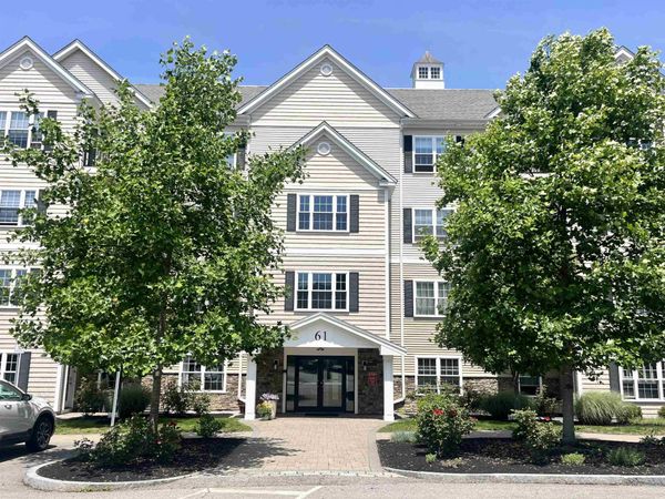 61 Acadia Lane, Unit 107, Exeter, NH 03833