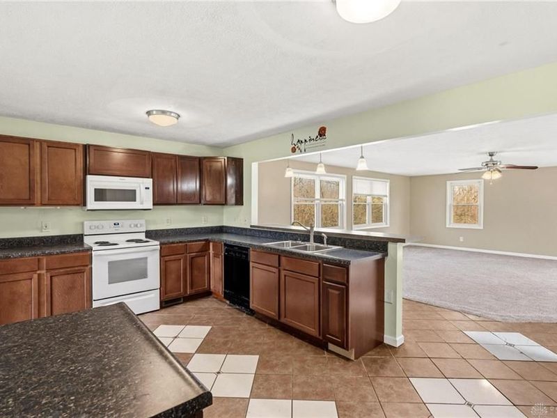 2472 Staunton Sugar Grove Road, Washington Court House, OH 43160 Photo 9