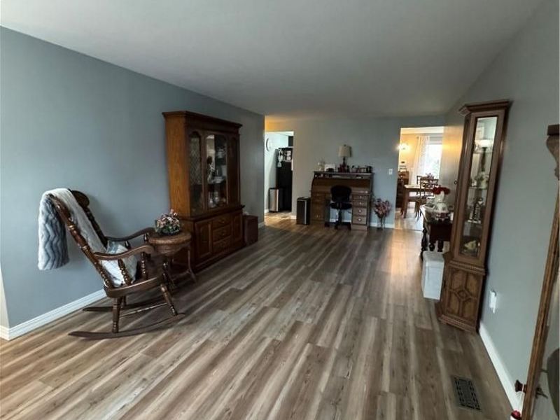 5850 Corlett Court, Huber Heights, OH 45424 Photo 9