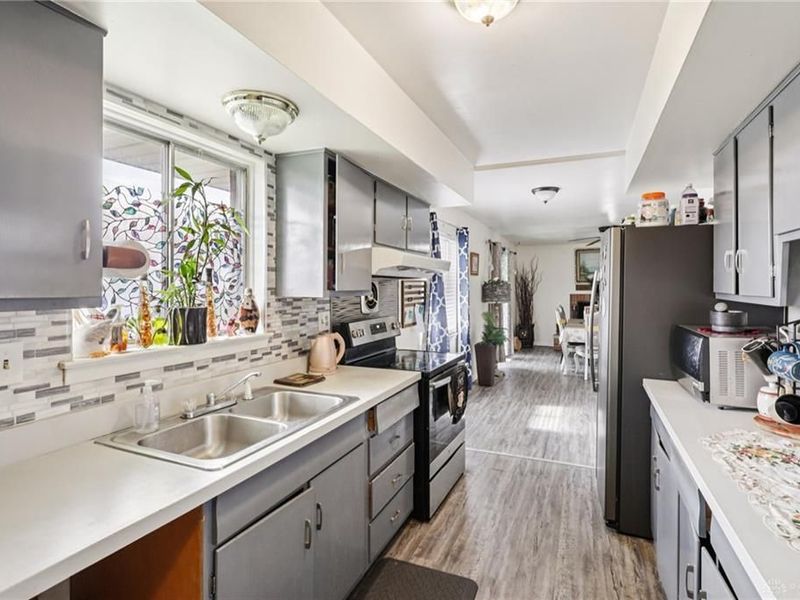 3693 Mandalay Drive, Trotwood, OH 45416 Photo 14