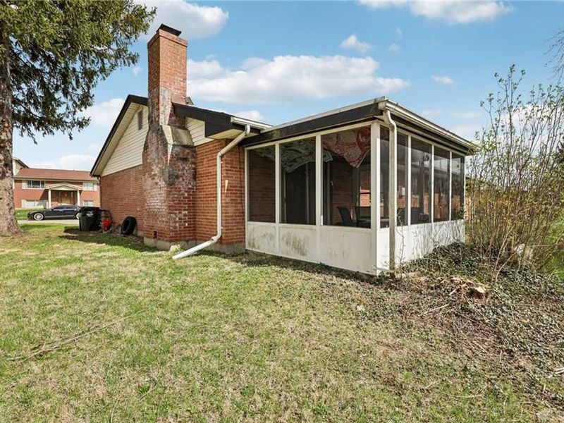 3693 Mandalay Drive, Trotwood, OH 45416 Photo 29