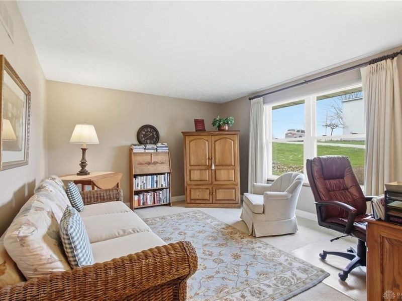 2224 Cheviot Hills Drive, Springfield Township, OH 45505 Photo 9