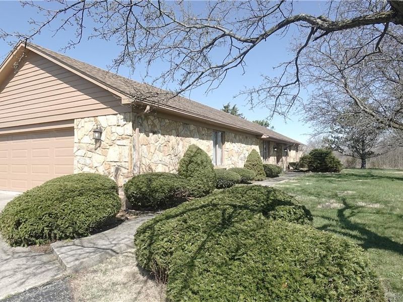 2511 N Snyder Road, Trotwood, OH 45426 Photo 5