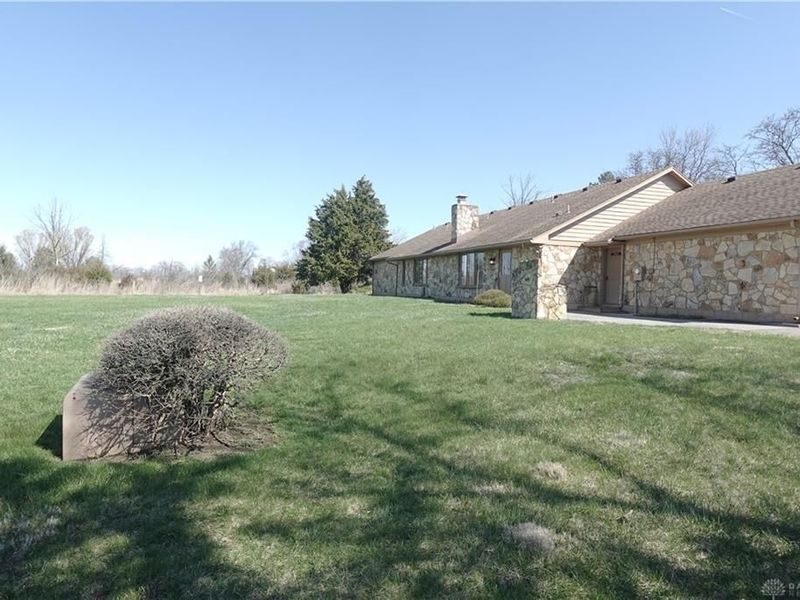 2511 N Snyder Road, Trotwood, OH 45426 Photo 6