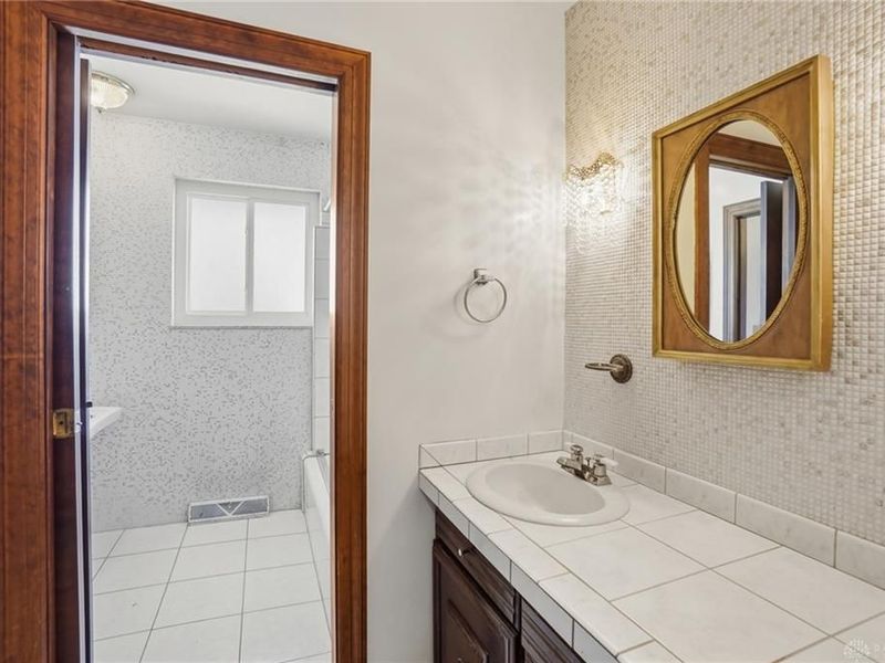 3019 Winter Haven Avenue, Harrison Township, OH 45415 Photo 28