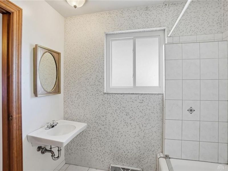 3019 Winter Haven Avenue, Harrison Township, OH 45415 Photo 29