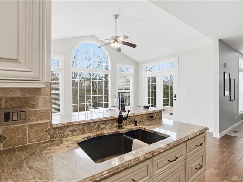 5290 Poets Way, Liberty Township, OH 45011 Photo 17