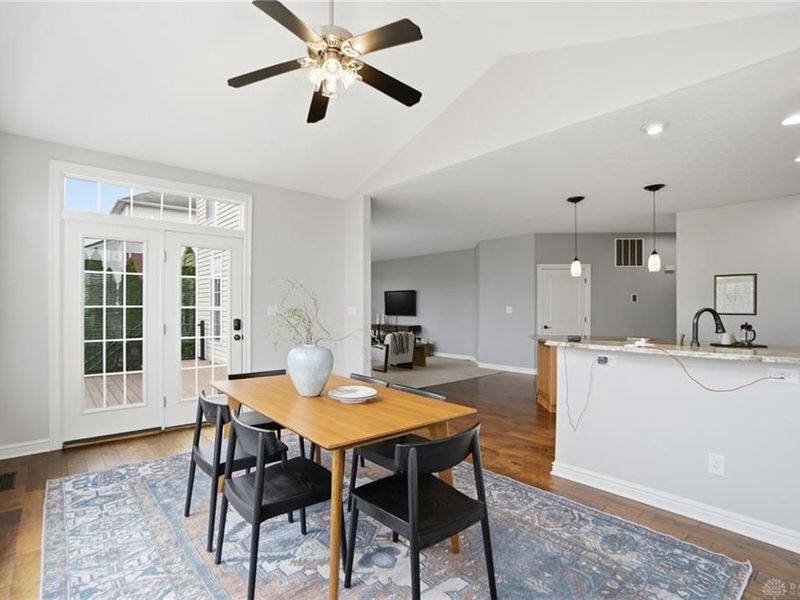 5290 Poets Way, Liberty Township, OH 45011 Photo 21