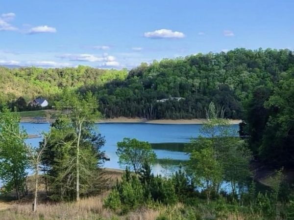 Lot 24 Emerald Pointe Boulevard, Sevierville, TN 37876