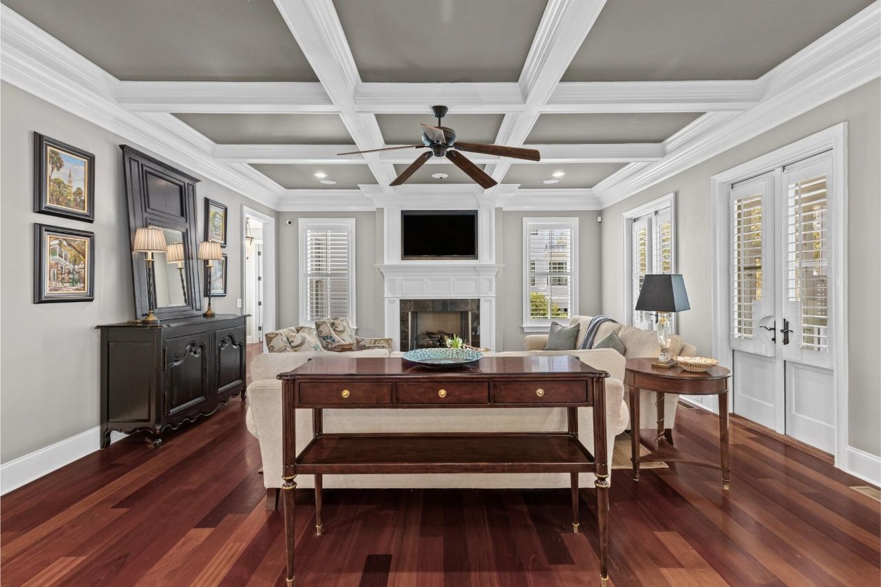 400 Island Park Drive Photo 20