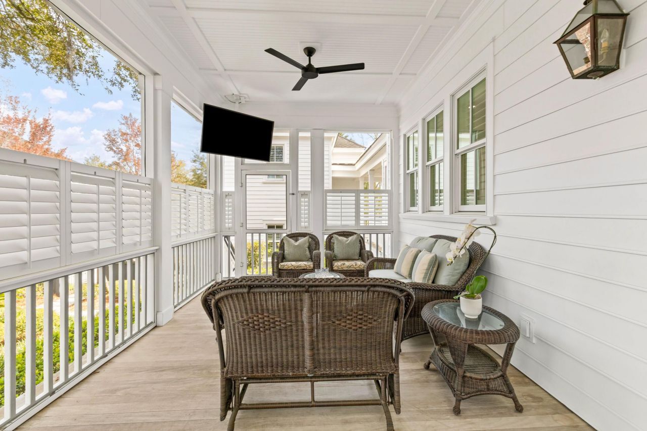 400 Island Park Drive Photo 25