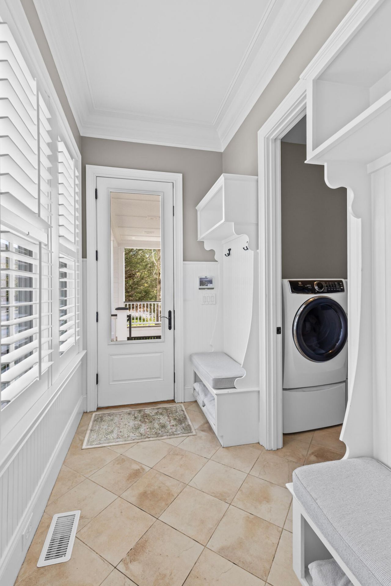 400 Island Park Drive Photo 32