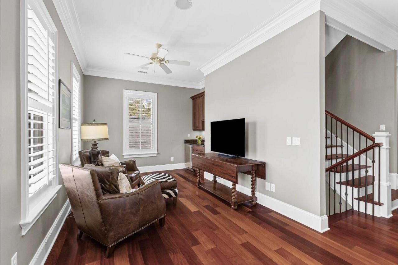 400 Island Park Drive Photo 43