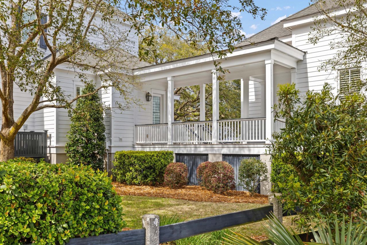 400 Island Park Drive Photo 60