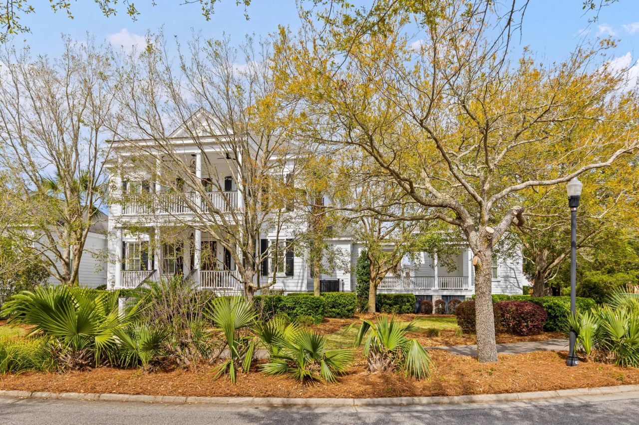 400 Island Park Drive Photo 70