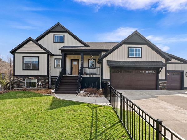 489 S Union Street, Douglas, MI 49406