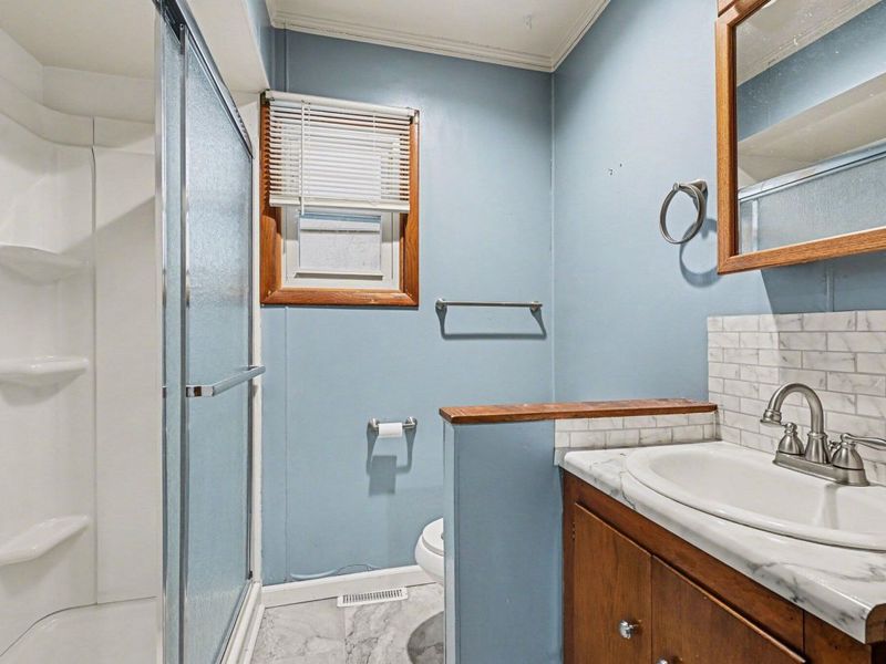 114 Cherry Lane, Wapakoneta, OH 45895 Photo 14