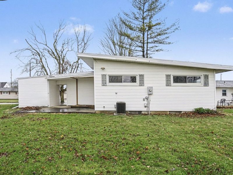 114 Cherry Lane, Wapakoneta, OH 45895 Photo 17