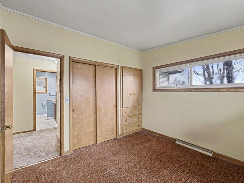 114 Cherry Lane, Wapakoneta, OH 45895 Photo 9