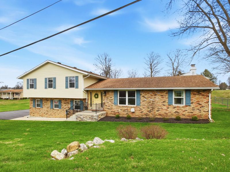 2224 Cheviot Hills Drive, Springfield, OH 45505 Photo 3