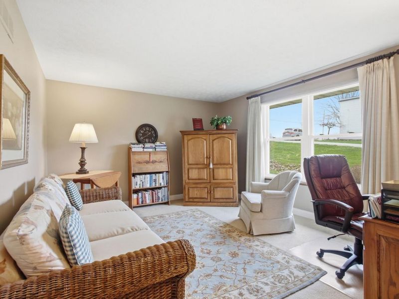 2224 Cheviot Hills Drive, Springfield, OH 45505 Photo 9