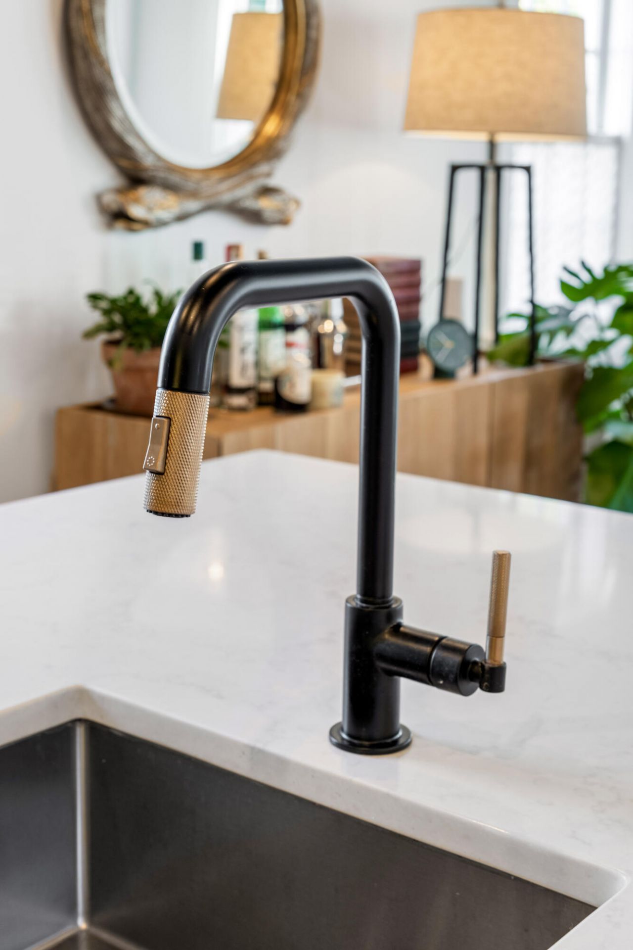 1 Sutherland Court Photo 24