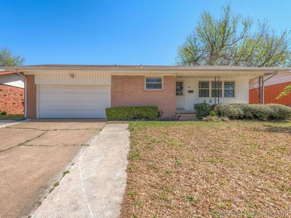 553 S 97th East Place, Tulsa, OK 74128