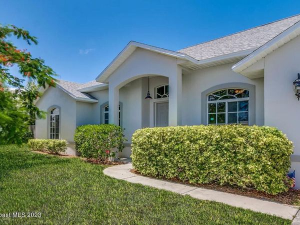 424 Lighthouse Landing Street , Satellite Beach, FL 32937