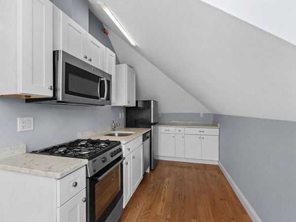 38 Berkeley, Unit 5, Somerville, MA 02143