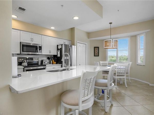 7505 Stoneybrook DR, Unit 746, NAPLES, FL 34112