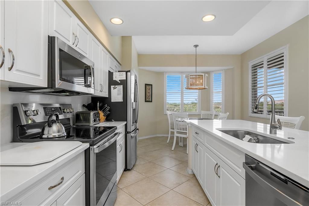 7505 Stoneybrook Dr, Unit 746, Naples, FL 34112 Photo