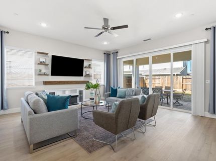 9042 Elliott Springs Dr, Elk Grove, CA 95624 Photo