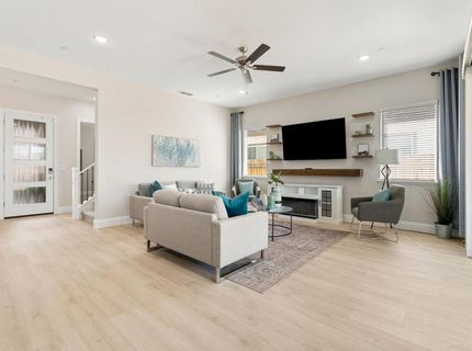 9042 Elliott Springs Dr, Elk Grove, CA 95624 Photo
