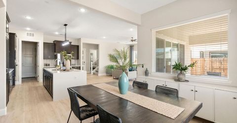 9042 Elliott Springs Dr, Elk Grove, CA 95624 Photo