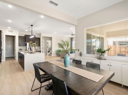 9042 Elliott Springs Dr, Elk Grove, CA 95624 Photo