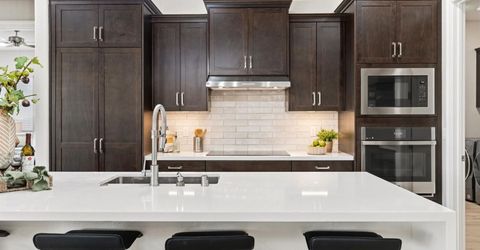 9042 Elliott Springs Dr, Elk Grove, CA 95624 Photo