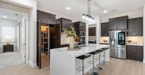 9042 Elliott Springs Dr, Elk Grove, CA 95624 Photo