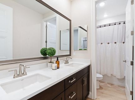 9042 Elliott Springs Dr, Elk Grove, CA 95624 Photo