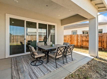 9042 Elliott Springs Dr, Elk Grove, CA 95624 Photo