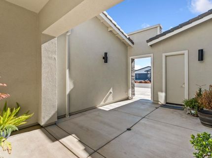 9042 Elliott Springs Dr, Elk Grove, CA 95624 Photo