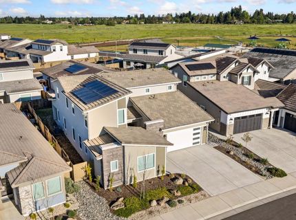 9042 Elliott Springs Dr, Elk Grove, CA 95624 Photo