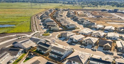 9042 Elliott Springs Dr, Elk Grove, CA 95624 Photo