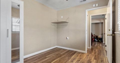 482 De Mar Dr, Sacramento, CA 95831 Photo